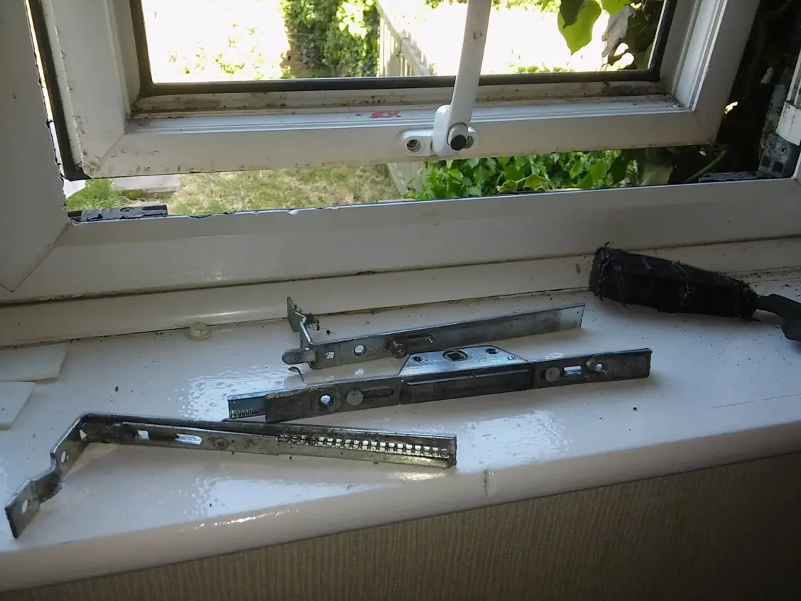 Shoot bolt window locks for upvc windows.